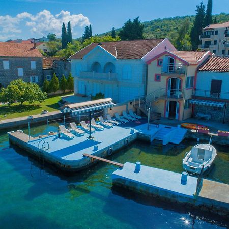 Porto Del Sole Apartments Тиват Екстер'єр фото