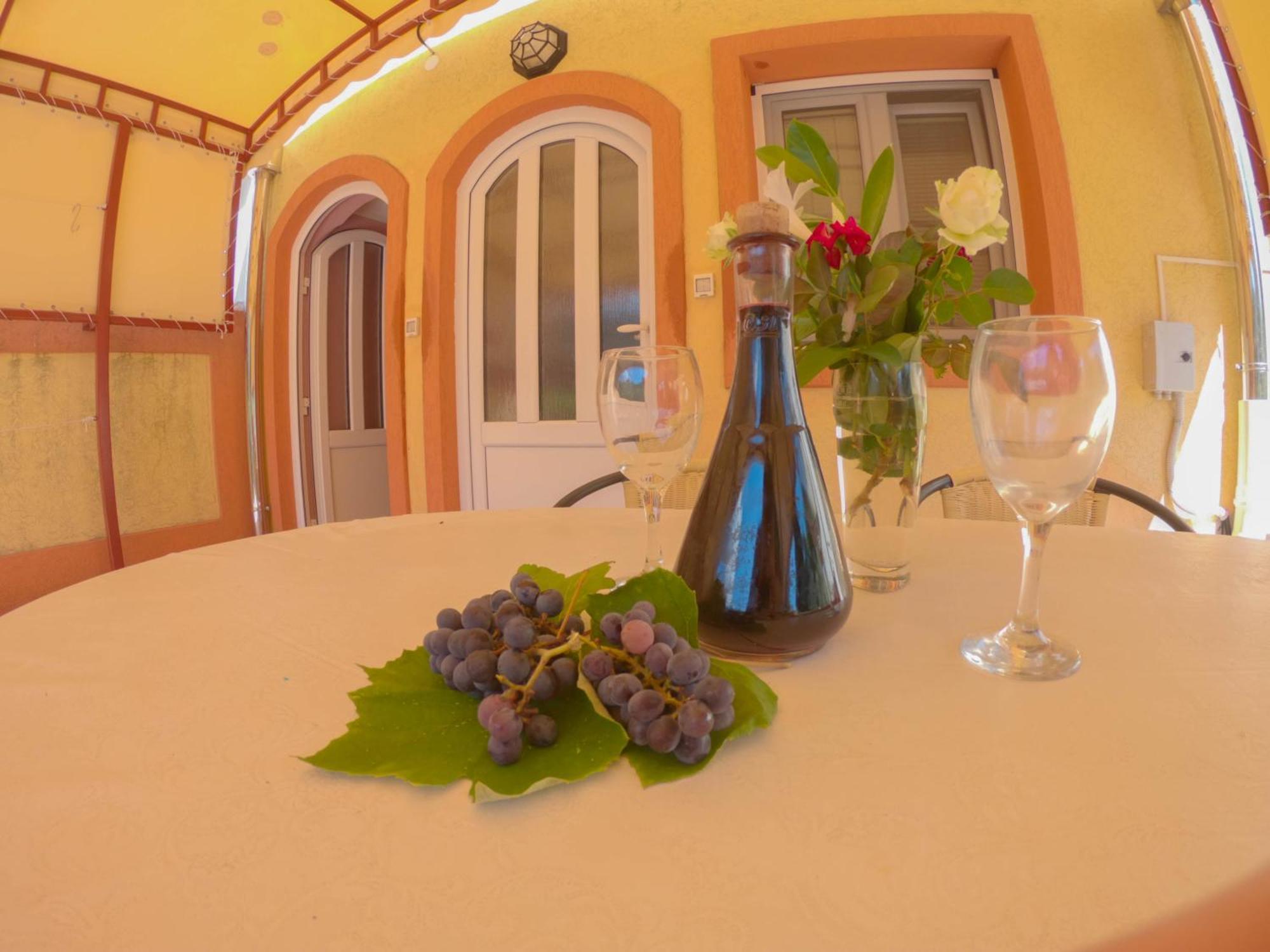 Porto Del Sole Apartments Тиват Екстер'єр фото