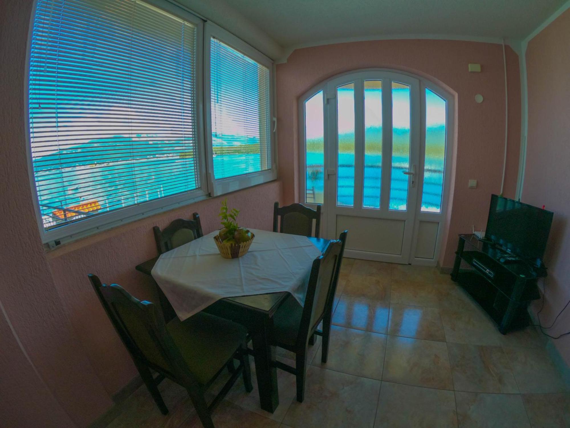 Porto Del Sole Apartments Тиват Екстер'єр фото