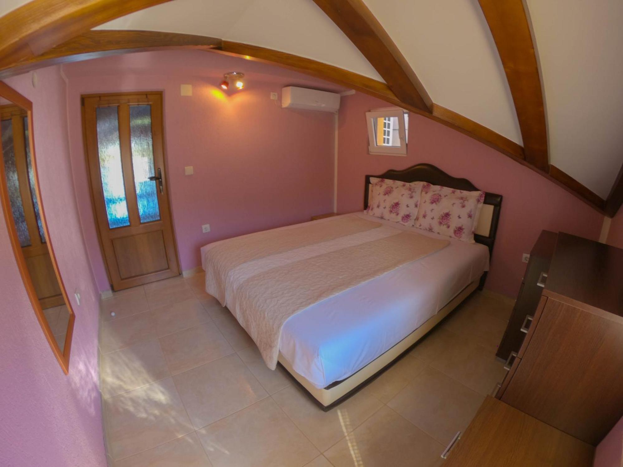 Porto Del Sole Apartments Тиват Екстер'єр фото